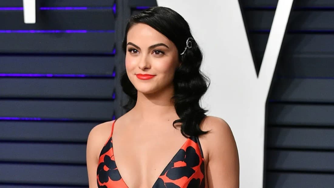 Camila Carraro Mendes